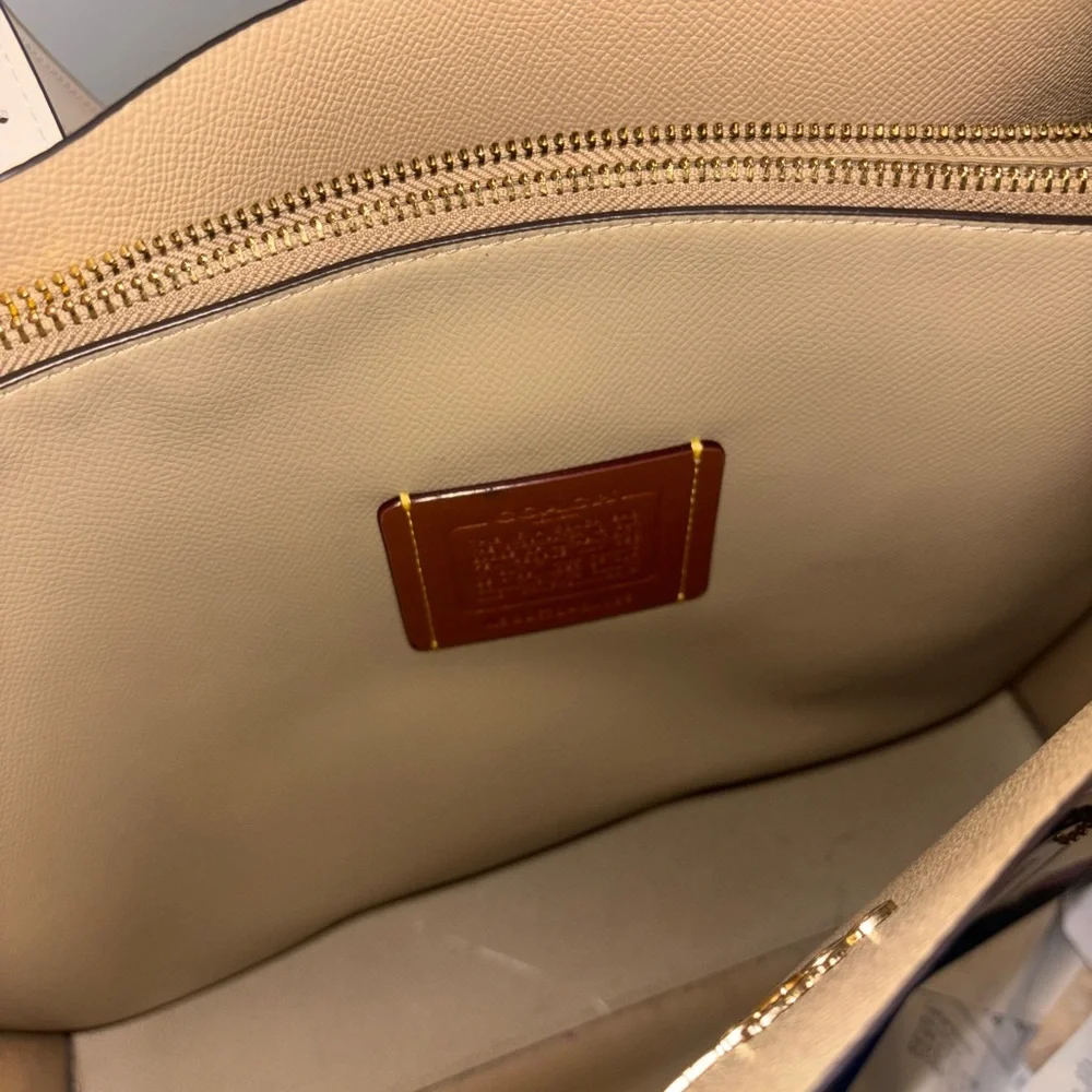 Coach Tote with Strawberry Design - Cream and Red - Picture 3 of 9